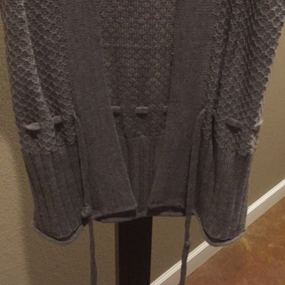Cardigan - Picture 3 of 3